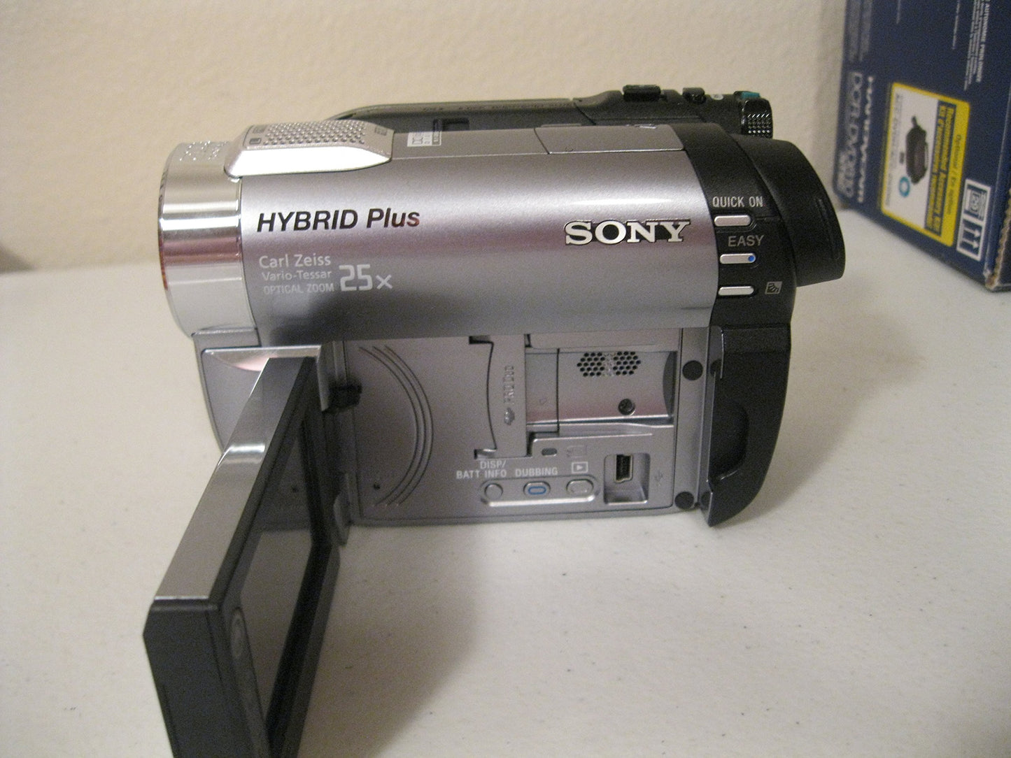 Sony DCR-DVD810 Camcorder