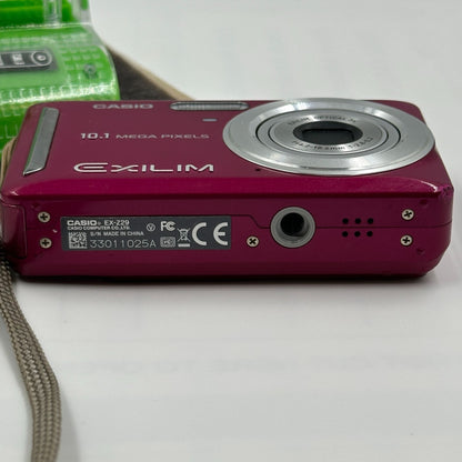 Casio Exilim EX-Z29 10.1MP Digital Camera & Accessories Set