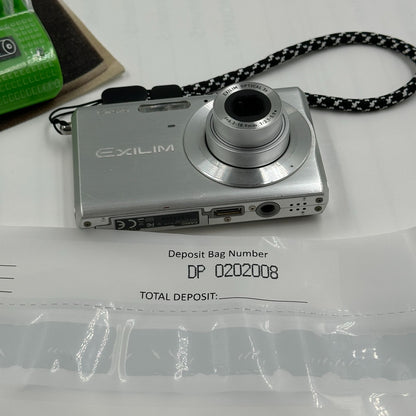 Casio Exilim EX-Z60 Silver 6MP Digital Camera With Accessories