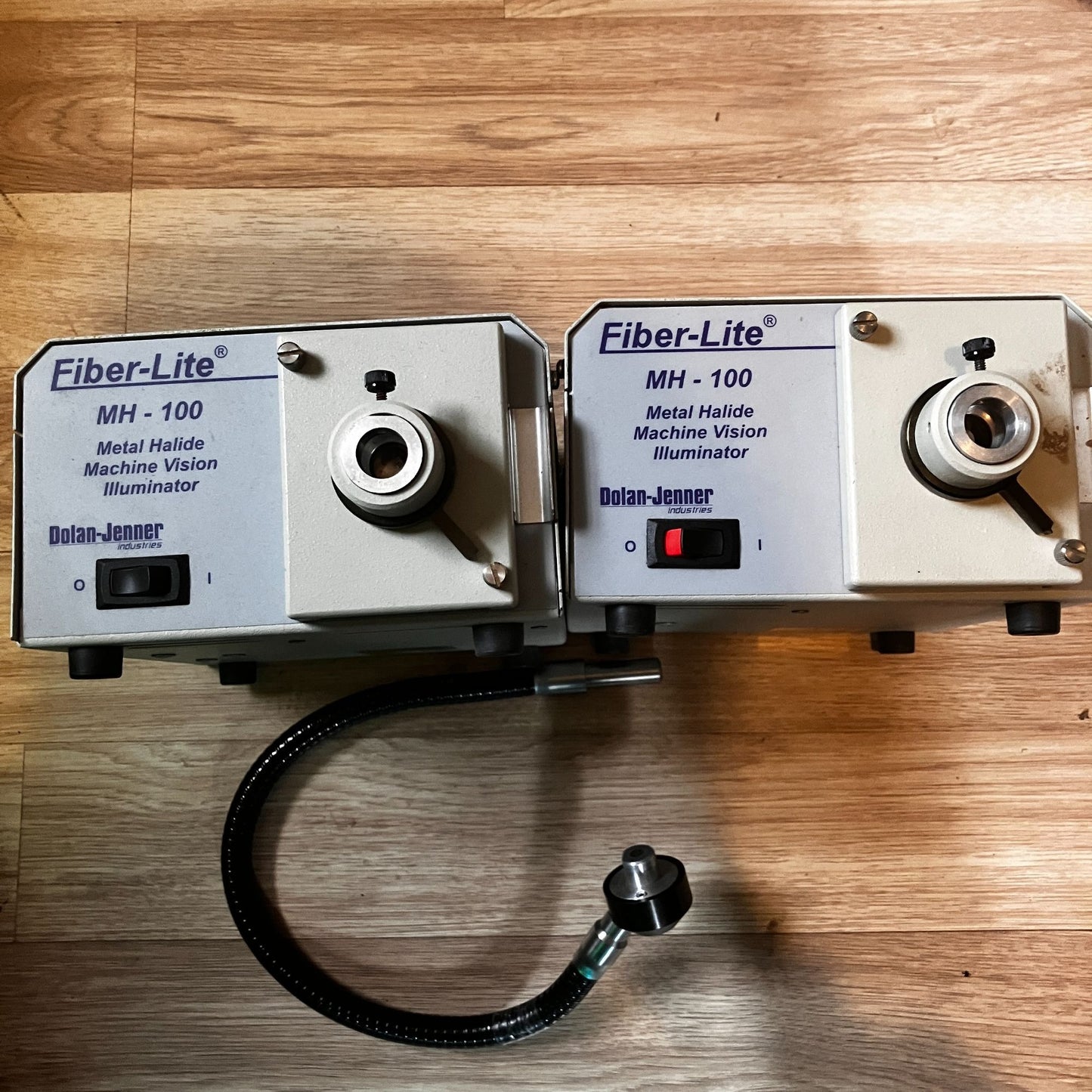 Fiber-Lite MH-100 Metal Halide Machine Vision Illuminator Set