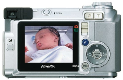 Fujifilm Finepix E500 4MP Digital Camera with 3.2x Optical Zoom